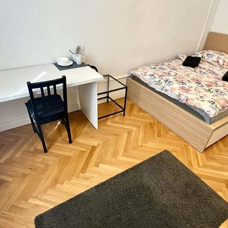 Fantastic Waw - Kp69 Room D Warszawa Zewnętrze zdjęcie